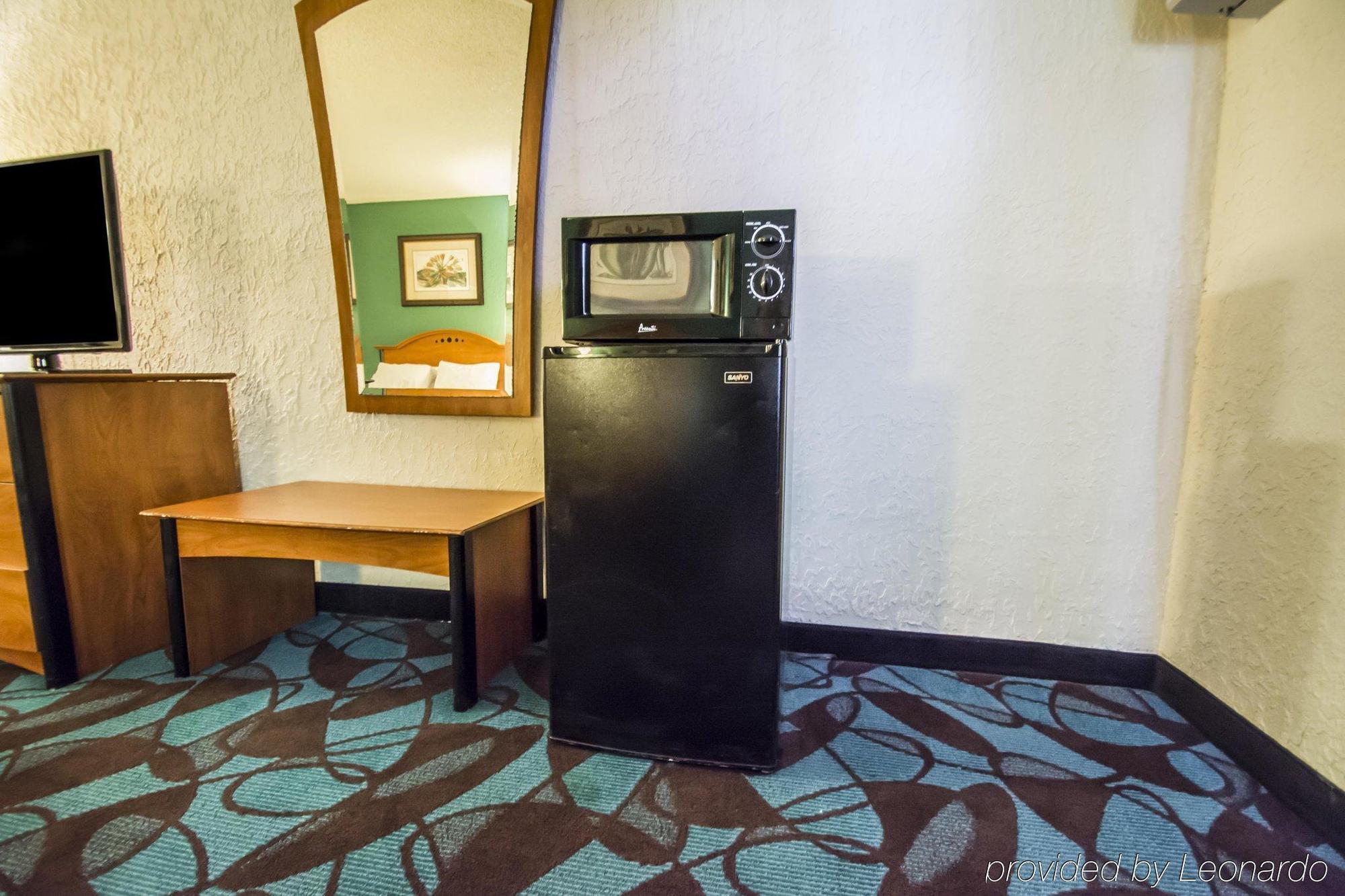 Fort Lauderdale Gardens Inn & Suites Ft Lauderdale International Airport Голлівуд Екстер'єр фото